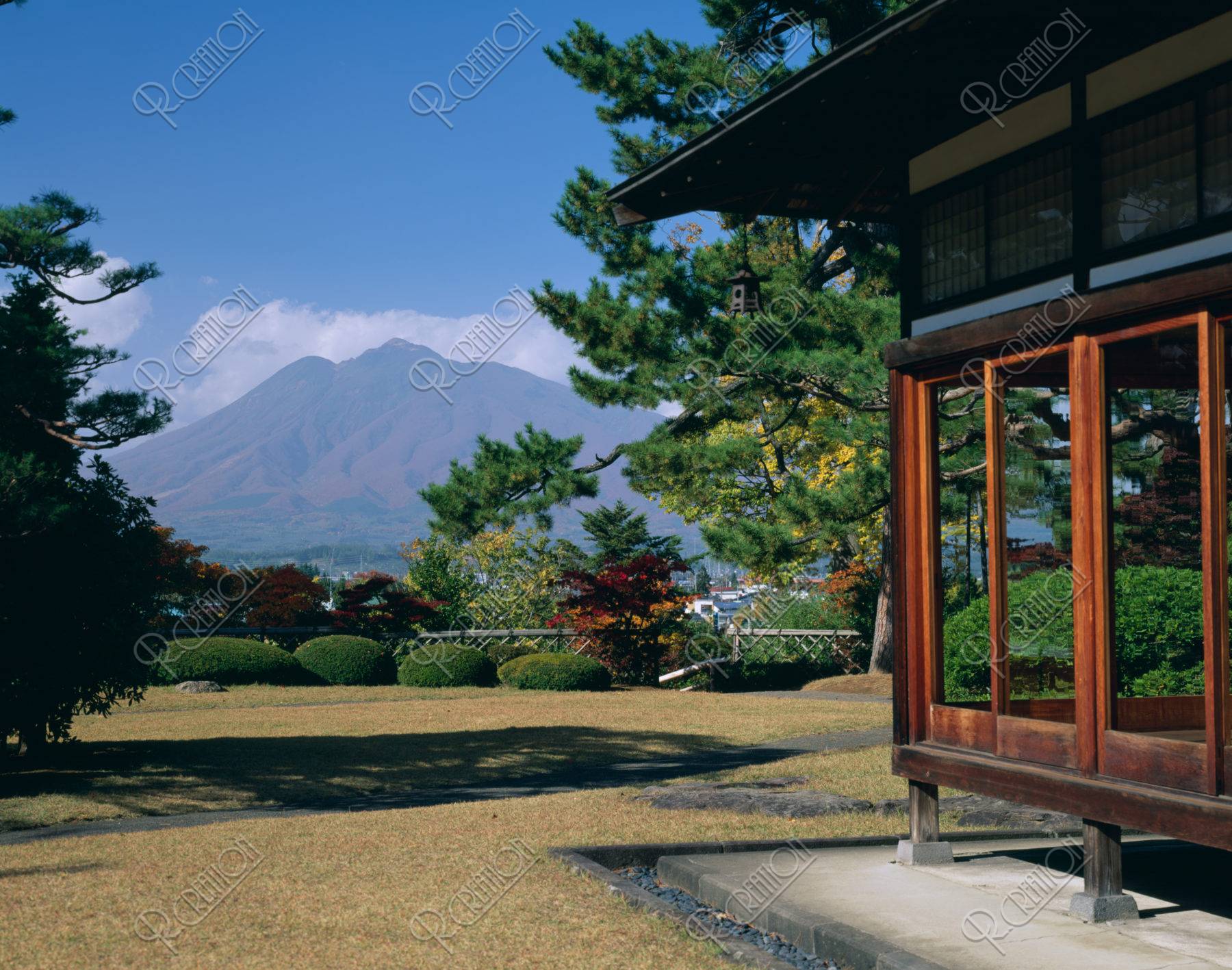 岩木山と藤田記念庭園