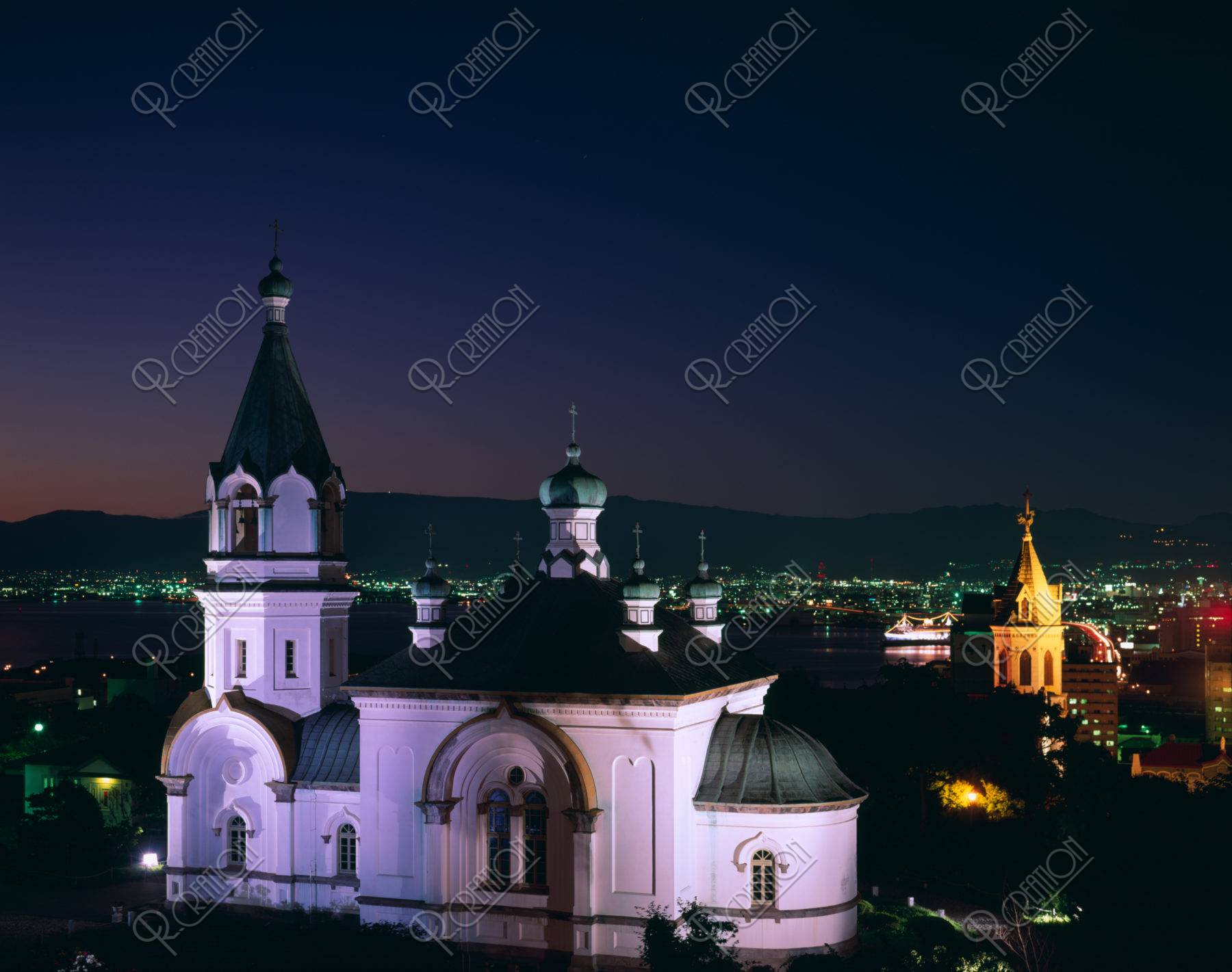 ハリストス正教会の夜景