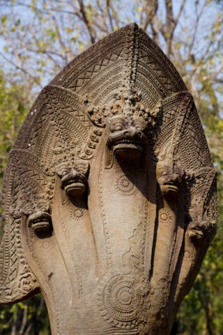 ベンメリア遺跡 ナーガの彫像