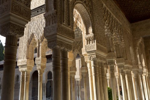 アルハンブラ宮殿 ライオンの中庭