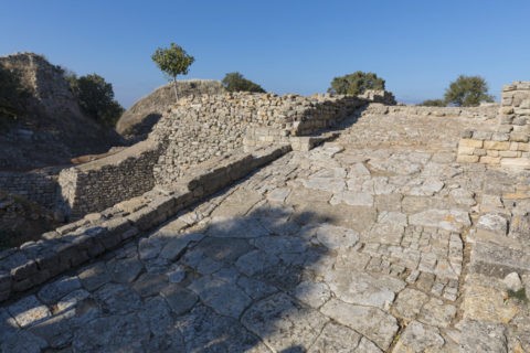トロイ遺跡 ４５００年前の傾斜路