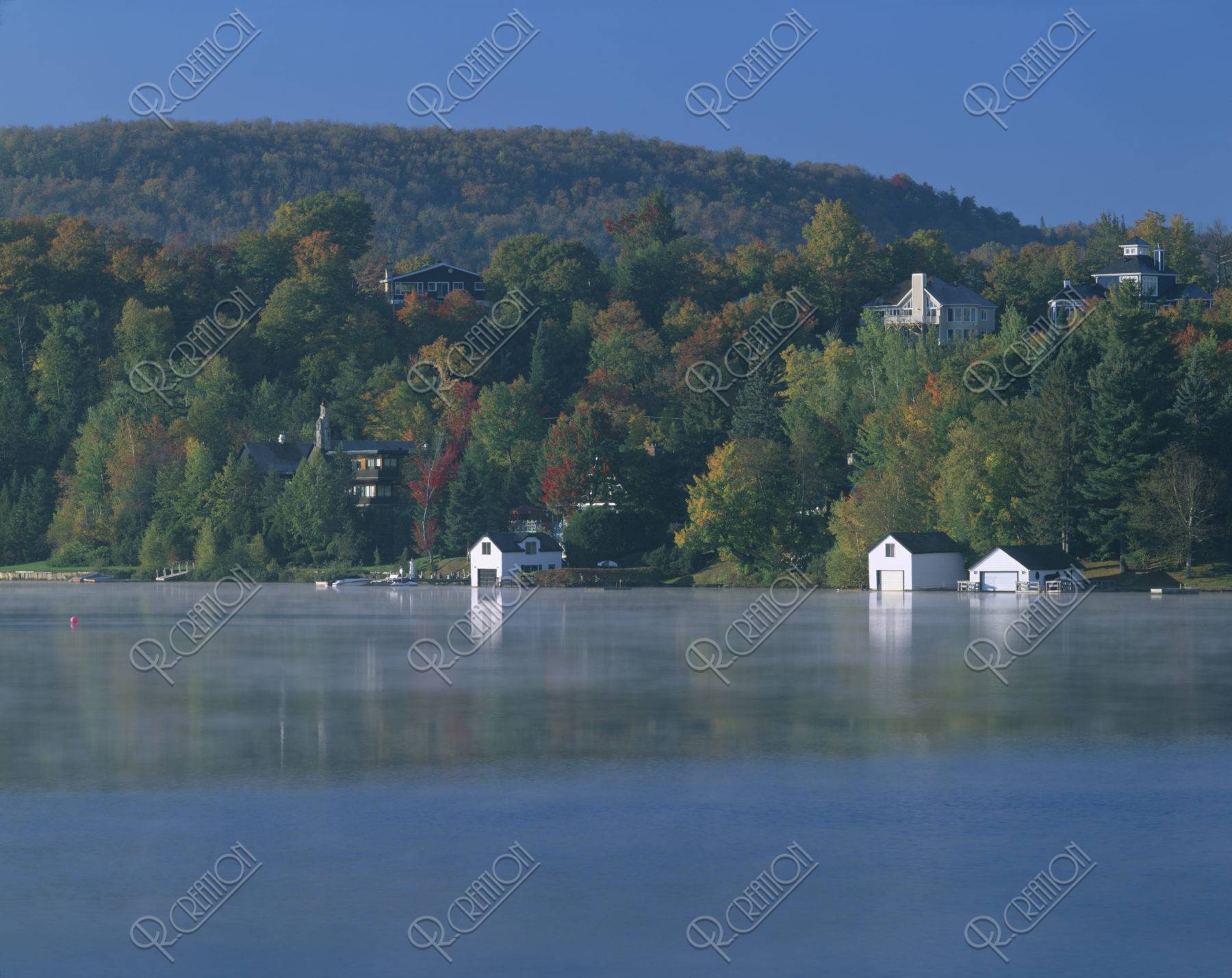 秋のサーブル湖