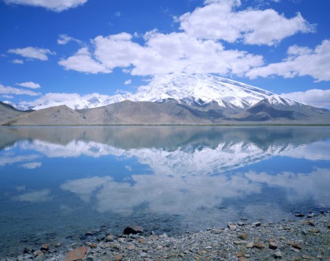 カラクリ湖 パミール高原