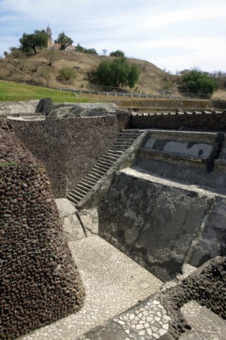 チョルーラ遺跡 トラチウアルテペトル神殿跡 世界遺産