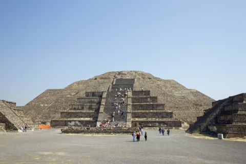月のピラミッド 世界遺産