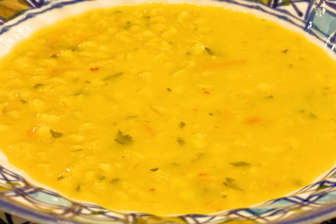 イラン料理 スペジョー （麦のスープ）