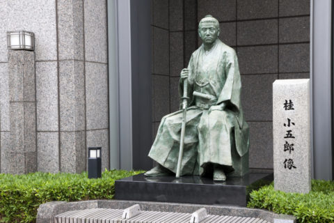 桂小五郎の像