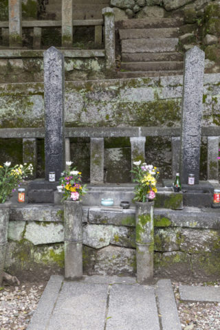 坂本龍馬 中岡慎太郎の墓