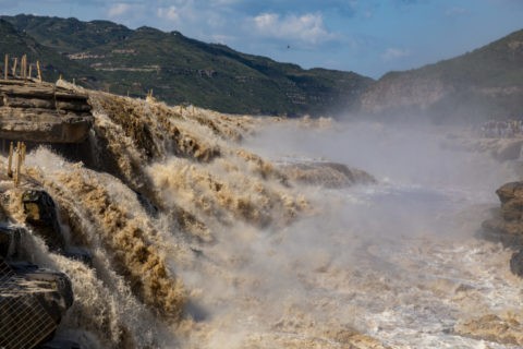 陝西省側からの壺口瀑布